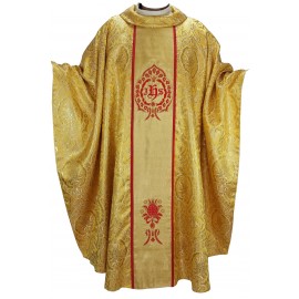 Chasuble en tissu damassé