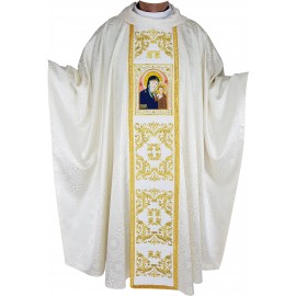 chasuble en tissu damassé