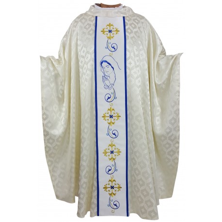 Chasuble et son étole en tissu damassé